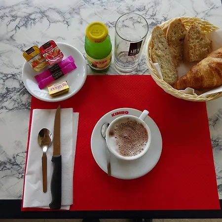 Mozziconaccio 营地 圣塔露西港口