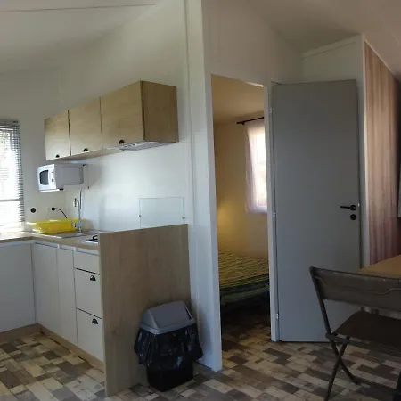 Κάμπινγκ Mozziconaccio 3*